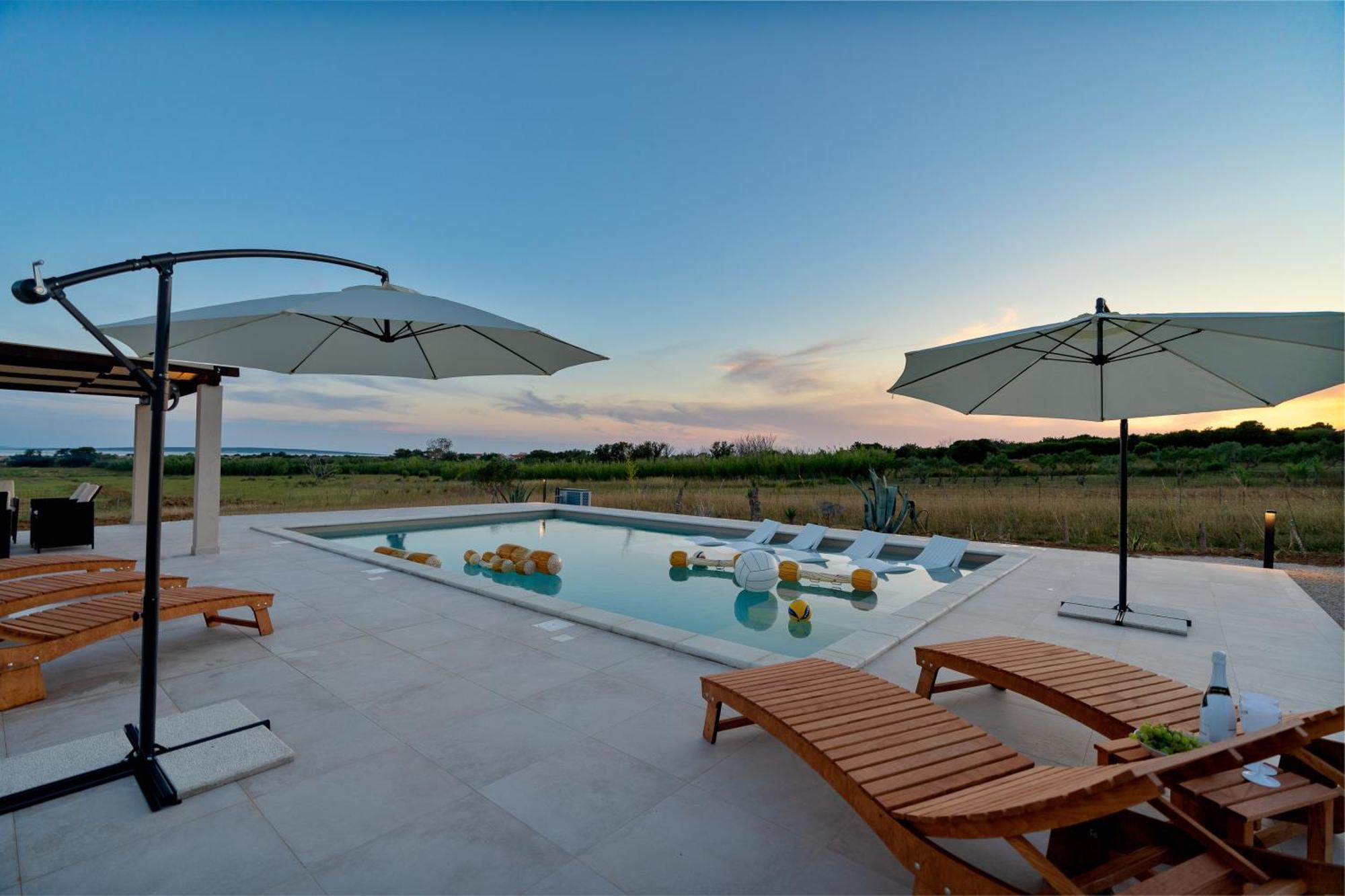 Villa Slatina Near Zrce Beach Novalja Exterior foto